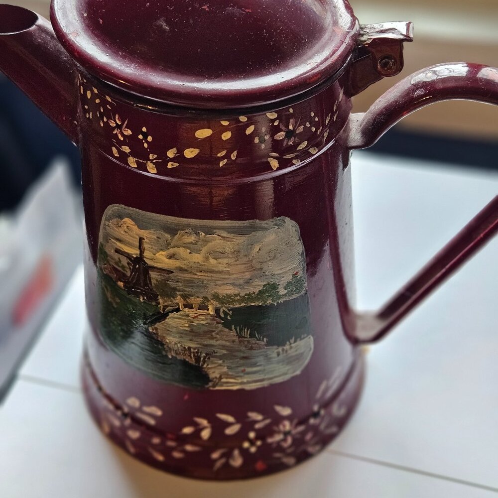 DUTCH IMAGE WATER CAN HAND PAINTED.